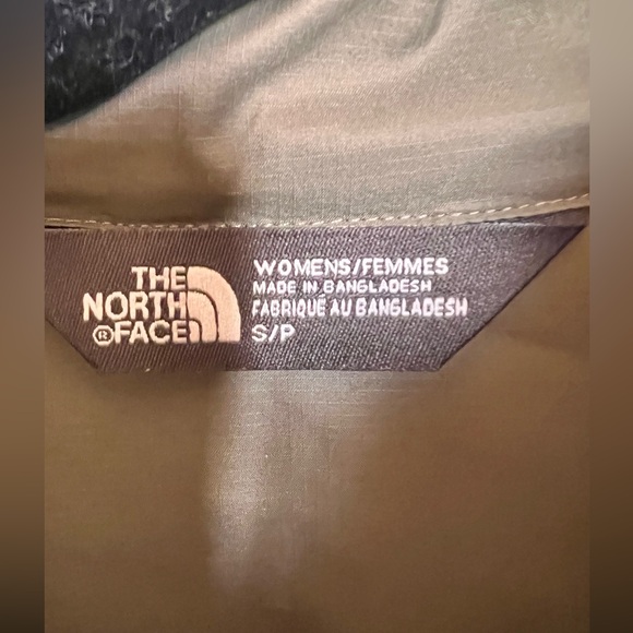NWOT The North Face Women's Thermoball Green Puffer Jacket - Picture 8 of 8